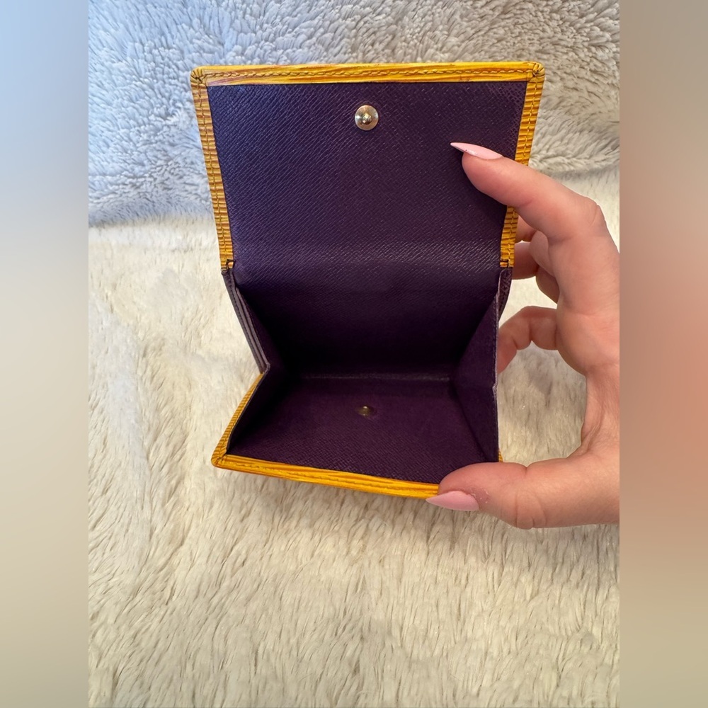 Louis Vuitton Vintage Elise Epi Leather Wallet – Yellow / Purple – 1995 - Picture 4 of 12